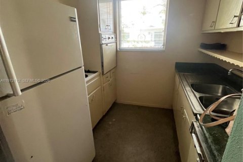 Condominio en Fort Lauderdale, Florida, 2 dormitorios № 2033476