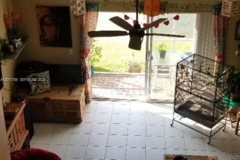 Touwnhouse à vendre à Parkland, Floride: 4 chambres, 186.36 m2 № 2075413 - photo 10