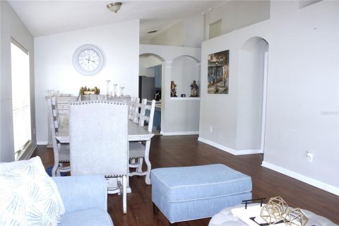 House in Riverview, Florida 4 bedrooms, 179.86 sq.m. № 2099930 - photo 5