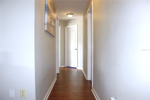 House in Riverview, Florida 4 bedrooms, 179.86 sq.m. № 2099930 - photo 12