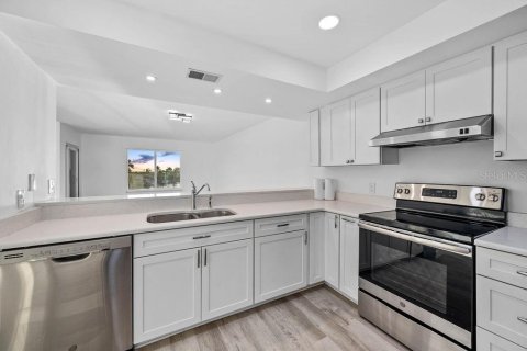 Condominio en venta en Cocoa Beach, Florida, 3 dormitorios, 153.85 m2 № 1857899 - foto 21
