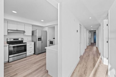 Condominio en venta en Cocoa Beach, Florida, 3 dormitorios, 153.85 m2 № 1857899 - foto 19