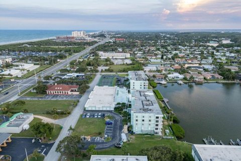 Condominio en venta en Cocoa Beach, Florida, 3 dormitorios, 153.85 m2 № 1857899 - foto 24
