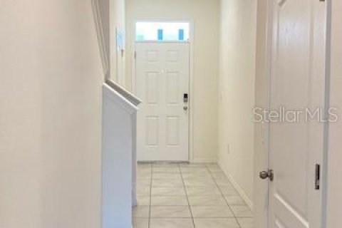 Townhouse in Davenport, Florida 3 bedrooms, 163.04 sq.m. № 1657448 - photo 2
