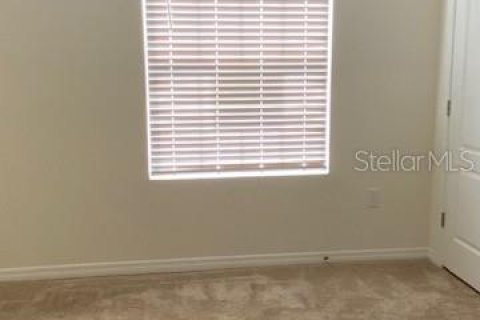 Townhouse in Davenport, Florida 3 bedrooms, 163.04 sq.m. № 1657448 - photo 11