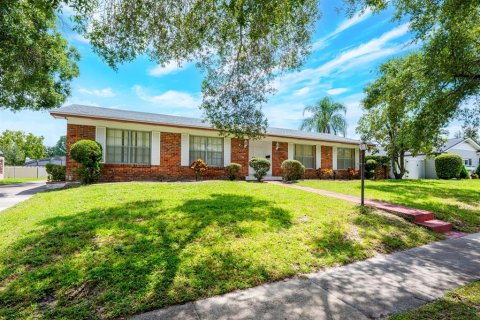 Casa en venta en Orlando, Florida, 3 dormitorios, 163.32 m2 № 1886172 - foto 1