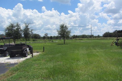Terreno en venta en Myakka City, Florida № 1917227 - foto 26