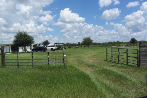 Terreno en venta en Myakka City, Florida № 1917227 - foto 5