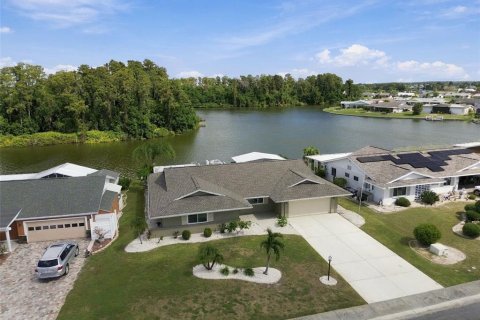Villa ou maison à Sun City Center, Floride 3 chambres, 217.3 m2 № 2437428
