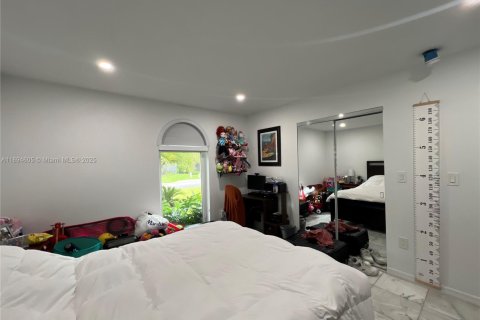 Casa en alquiler en Doral, Florida, 4 dormitorios, 280.38 m2 № 1947057 - foto 22