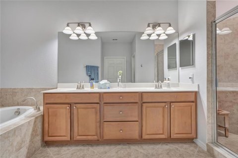 Condo in Bradenton, Florida, 3 bedrooms  № 2239391 - photo 20