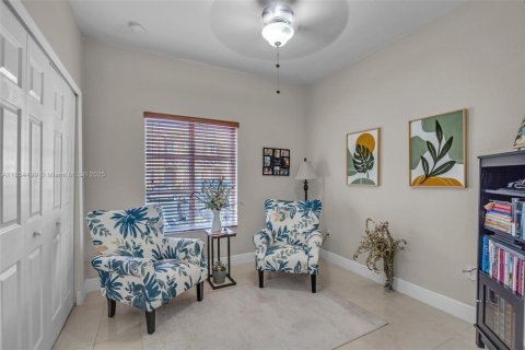 Condo in Doral, Florida, 4 bedrooms  № 1887850 - photo 12