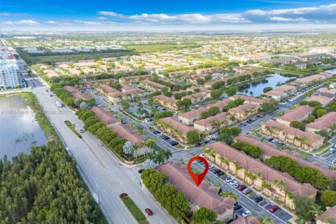 Condo in Doral, Florida, 4 bedrooms  № 1887850 - photo 30