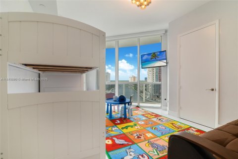 Copropriété à louer à Sunny Isles Beach, Floride: 3 chambres, 237.64 m2 № 1981651 - photo 20