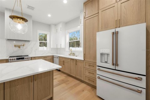 Casa en venta en Saint Petersburg, Florida, 4 dormitorios, 267 m2 № 1824503 - foto 26