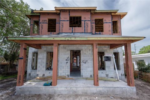 Casa en venta en Saint Petersburg, Florida, 4 dormitorios, 267 m2 № 1824503 - foto 5