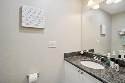 Touwnhouse à louer à Palm Harbor, Floride: 2 chambres, 133.31 m2 № 2157304 - photo 18