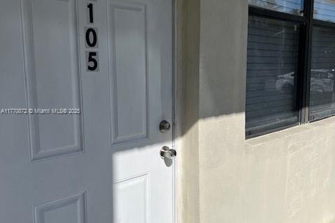 Купить кондоминиум в Норт-Бей-Виллидж, Флорида 1 спальня, 64.57м2, № 1980392 - фото 8