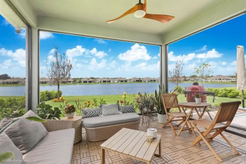 House in St. Lucie, Florida 4 bedrooms, 160.16 sq.m. № 2247591 - photo 22