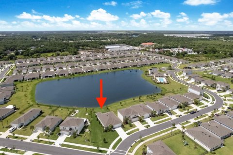 House in St. Lucie, Florida 4 bedrooms, 160.16 sq.m. № 2247591 - photo 4