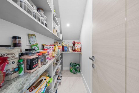Villa ou maison à vendre à Delray Beach, Floride: 5 chambres, 386.29 m2 № 2089587 - photo 10