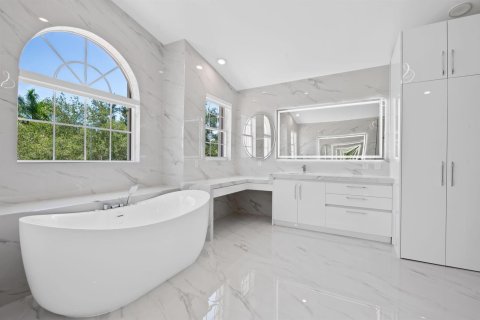 Villa ou maison à vendre à Delray Beach, Floride: 5 chambres, 386.29 m2 № 2089587 - photo 27