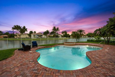 Villa ou maison à vendre à Delray Beach, Floride: 5 chambres, 386.29 m2 № 2089587 - photo 3