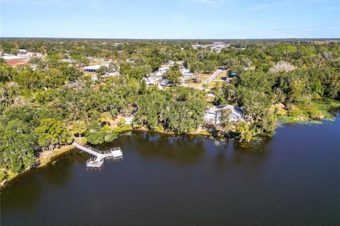 House in Mulberry, Florida 3 bedrooms, 284.19 sq.m. № 2225528 - photo 9