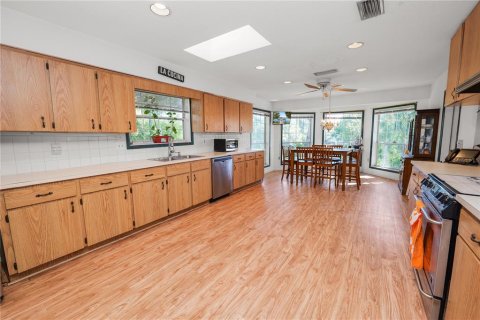 House in Mulberry, Florida 3 bedrooms, 284.19 sq.m. № 2225528 - photo 21