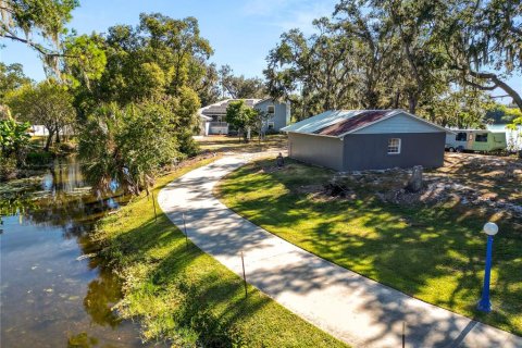 House in Mulberry, Florida 3 bedrooms, 284.19 sq.m. № 2225528 - photo 5