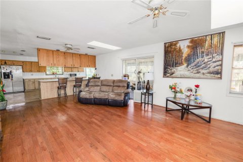 House in Mulberry, Florida 3 bedrooms, 284.19 sq.m. № 2225528 - photo 16
