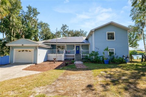 House in Mulberry, Florida 3 bedrooms, 284.19 sq.m. № 2225528 - photo 7