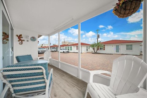 Villa ou maison à vendre à Sarasota, Floride: 2 chambres, 77.67 m2 № 2156685 - photo 27