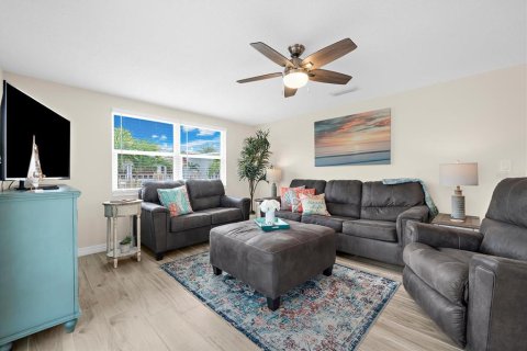 Villa ou maison à vendre à Sarasota, Floride: 2 chambres, 77.67 m2 № 2156685 - photo 15