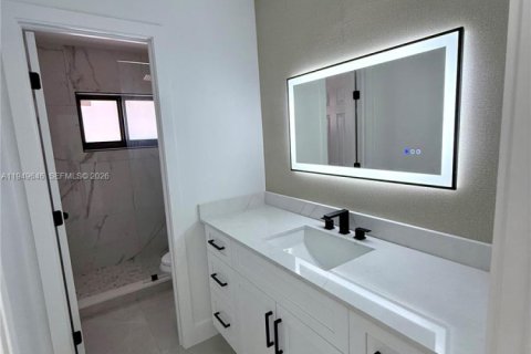 Villa ou maison à vendre à Miami, Floride: 3 chambres, 107.02 m2 № 2005249 - photo 20