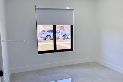 Villa ou maison à vendre à Miami, Floride: 3 chambres, 107.02 m2 № 2005249 - photo 17