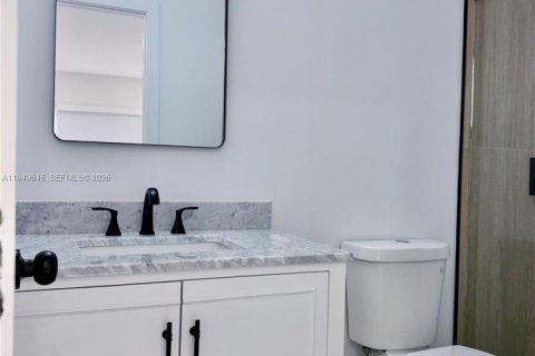 Villa ou maison à vendre à Miami, Floride: 3 chambres, 107.02 m2 № 2005249 - photo 23