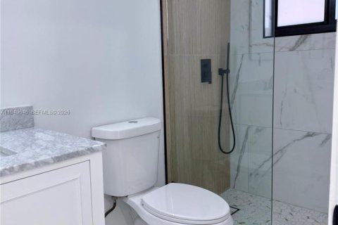 Villa ou maison à vendre à Miami, Floride: 3 chambres, 107.02 m2 № 2005249 - photo 24