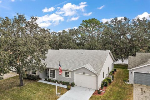 House in Leesburg, Florida 2 bedrooms, 155.43 sq.m. № 1546285 - photo 2