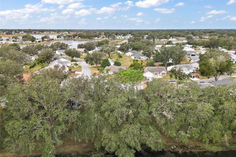 House in Leesburg, Florida 2 bedrooms, 155.43 sq.m. № 1546285 - photo 4