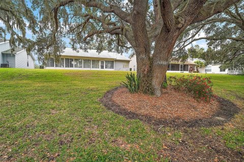 House in Leesburg, Florida 2 bedrooms, 155.43 sq.m. № 1546285 - photo 12