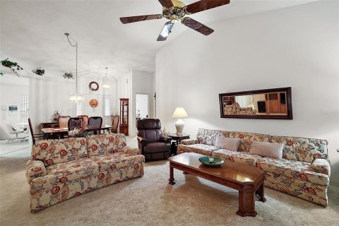 House in Leesburg, Florida 2 bedrooms, 155.43 sq.m. № 1546285 - photo 20