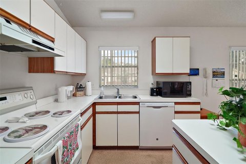 House in Leesburg, Florida 2 bedrooms, 155.43 sq.m. № 1546285 - photo 22