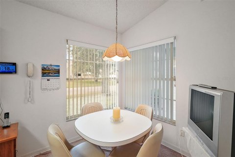 House in Leesburg, Florida 2 bedrooms, 155.43 sq.m. № 1546285 - photo 26