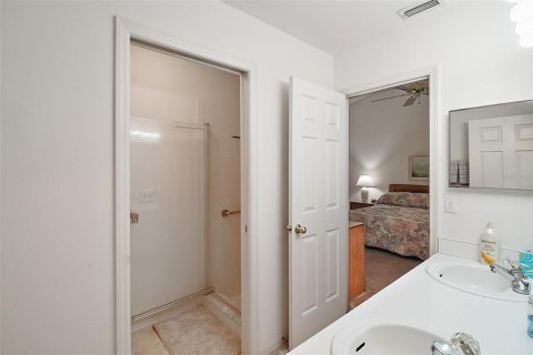 House in Leesburg, Florida 2 bedrooms, 155.43 sq.m. № 1546285 - photo 30