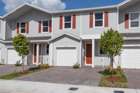 Adosado en venta en Homestead, Florida, 3 dormitorios, 143.26 m2 № 1992296 - foto 2