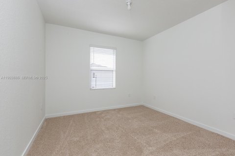 Adosado en venta en Homestead, Florida, 3 dormitorios, 143.26 m2 № 1992296 - foto 12