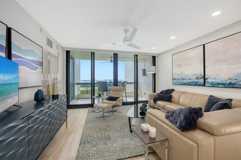 Condo in Longboat Key, Florida, 2 bedrooms  № 2100687 - photo 10