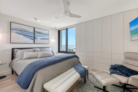 Condo in Longboat Key, Florida, 2 bedrooms  № 2100687 - photo 19