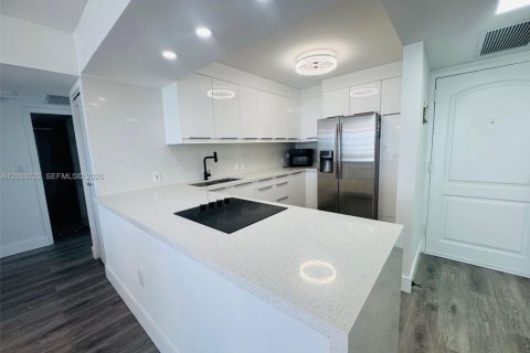 Купить кондоминиум в Авентура, Флорида 2 спальни, 106.19м2, № 2185981 - фото 10